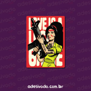 Adesivo da Amy Winehouse com metralhadora